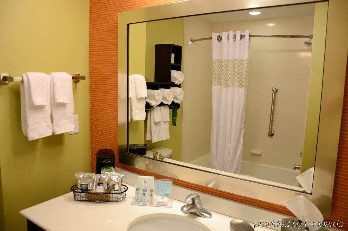 Hampton Inn Knoxville Clinton I-75 Экстерьер фото